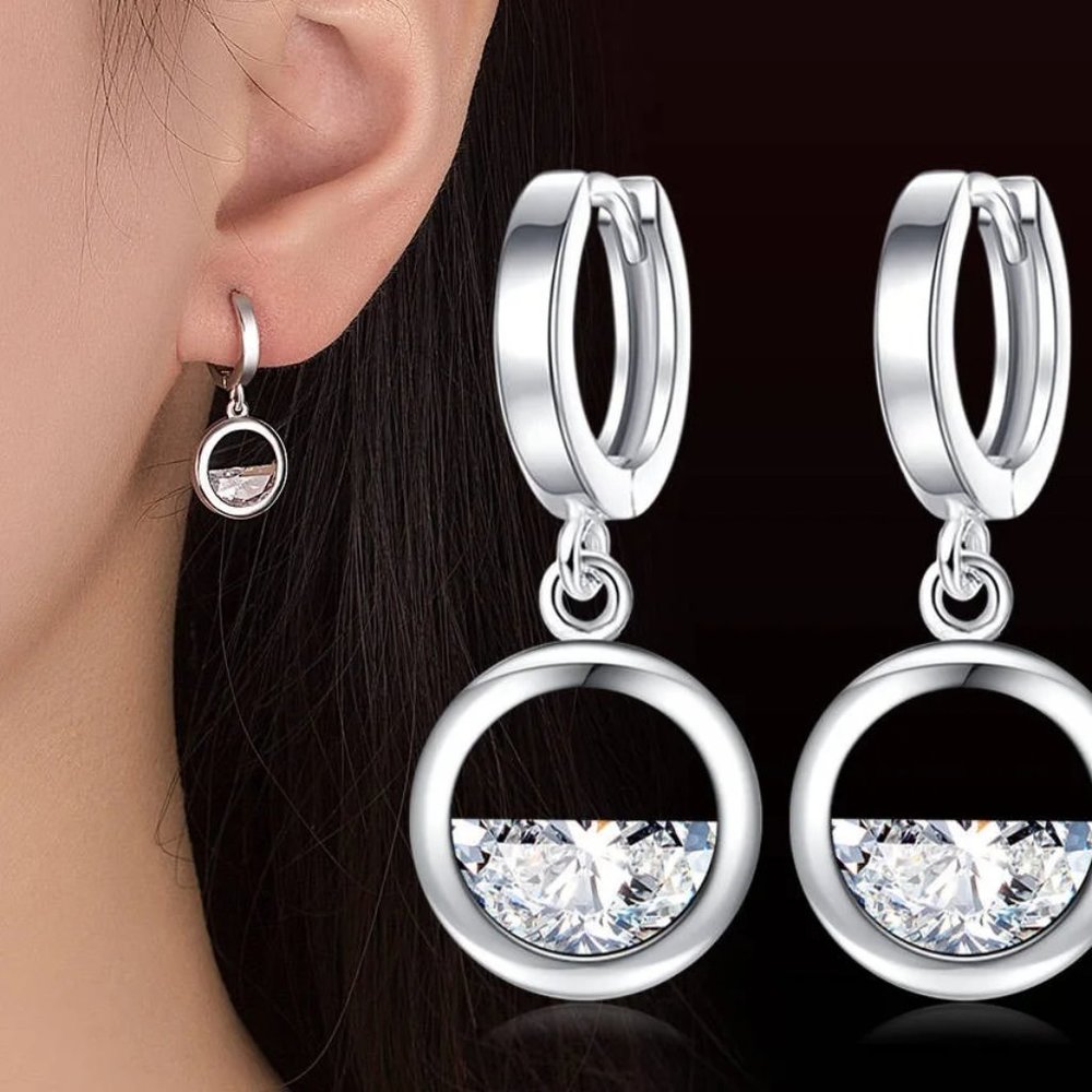 ⭐4pc Bundle Sale⭐ Half Full Diamond Circle Pendant, Earring & 18" Chain - Picture 6 of 7